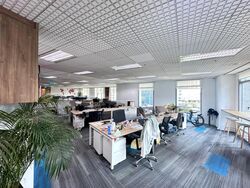The Golden Landmark (D7), Office #502726501